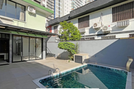 Casa com 3 dormitórios para alugar, 170 m² por R$ 13.740,00/mês - Gonzaga - Santos/SP