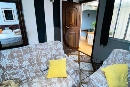 Sobrado à venda com 8 quartos em Jardim São Jorge (raposo Tavares), São Paulo, SP