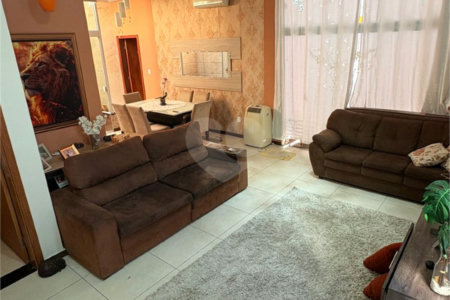 Casa à venda com 3 quartos, sendo 1 suíte,  no condomínio Jd Portugal, Sorocaba - SP