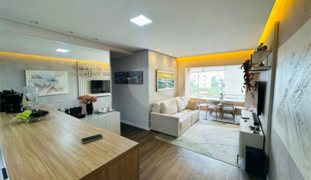 Apartamento à venda com 2 quartos, sendo 1 suíte,  em Cidade Monções, São Paulo, SP