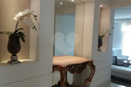 Apartamento à venda com 3 suítes em Santana, São Paulo, SP