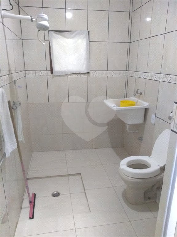 Sobrado à venda com 4 quartos, sendo 1 suíte, em Parque Edu Chaves, São Paulo, SP