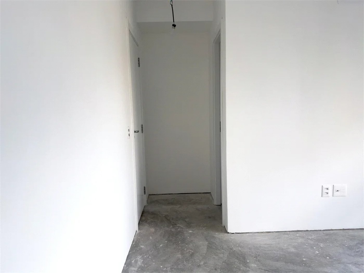 Apartamento à venda com 2 suítes em Santo Amaro, São Paulo, SP