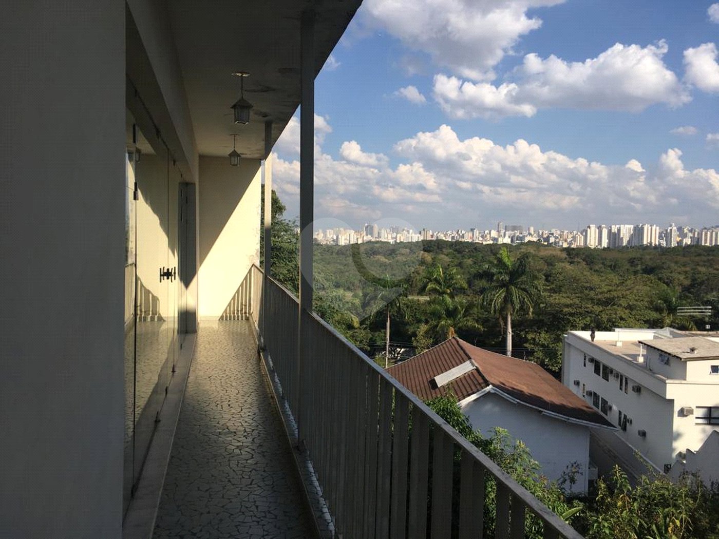 Casa à venda com 4 quartos, sendo 1 suíte, em Jardim São Bento, São Paulo, SP