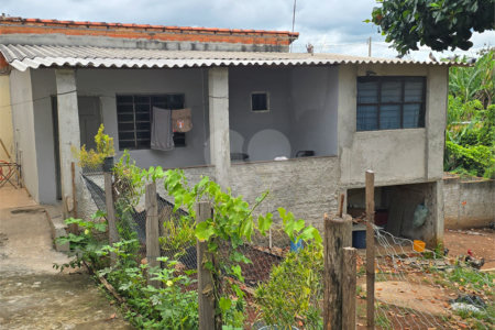 Casa à venda com 2 quartos, sendo 1 suíte, em Vila Belo Horizonte, Itapetininga, SP