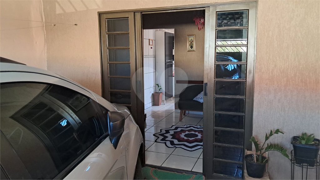 Casa à venda com 2 quartos em Conjunto Habitacional Fortunato Fioravante Angelieri, Porto Feliz, SP