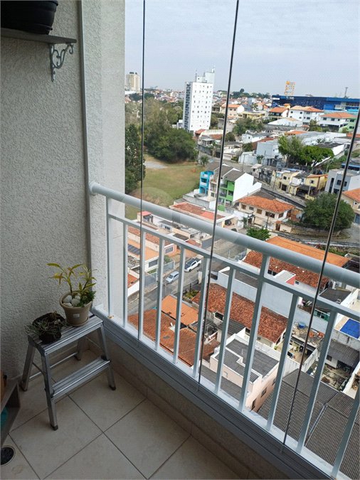 Apartamento à venda com 2 quartos, sendo 1 suíte,  em Parque Santana, Mogi das Cruzes, SP
