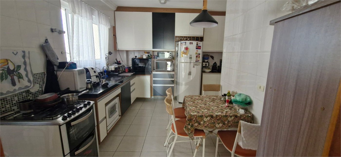 Apartamento à venda com 3 quartos, sendo 1 suíte, em Jardim das Indústrias, São José dos Campos, SP