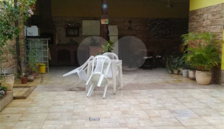 Casa Térrea à venda com 5 quartos, sendo 1 suíte,  em Cosmos, Rio de Janeiro, RJ