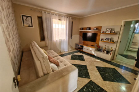 Casa à venda com 4 suítes no condomínio Villa Viana II, Cotia - SP