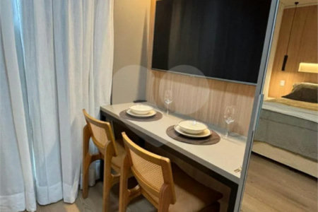 Apartamento à venda com 1 quarto em Indianópolis, São Paulo, SP