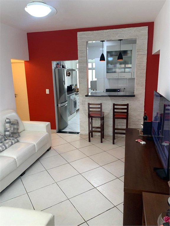 Apartamento à venda com 2 quartos, sendo 1 suíte,  em Canto do Forte, Praia Grande, SP