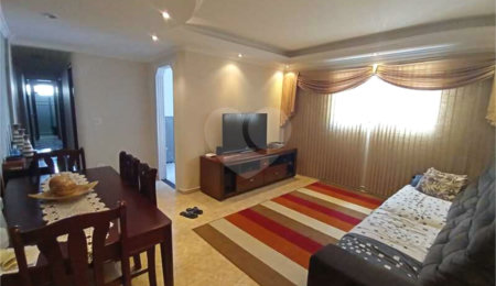 Apartamento à venda com 2 quartos, sendo 1 suíte,  em Macedo, Guarulhos, SP