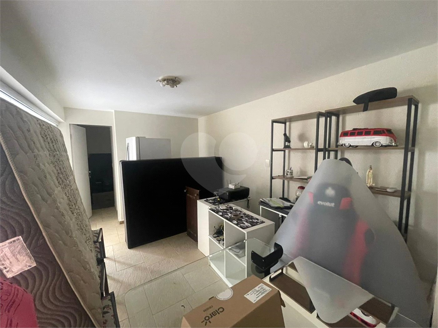 Casa à venda com 4 quartos, sendo 2 suítes, no condomínio Narandiba 23, São Paulo - SP