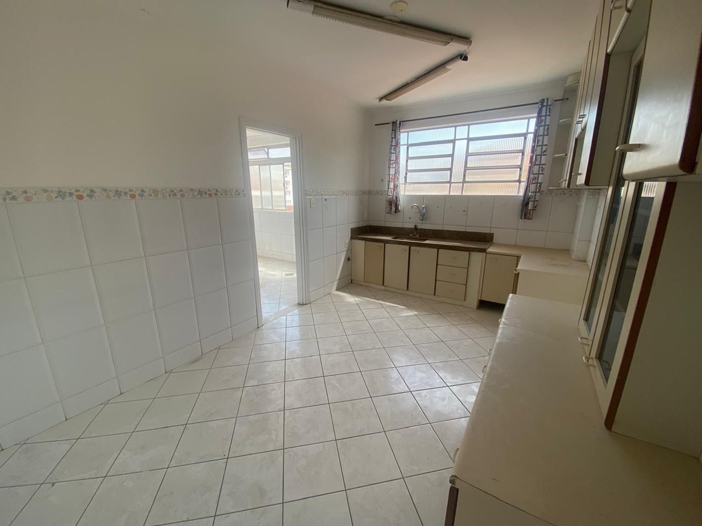 Apartamento com 2 dormitórios à venda, 104 m² por R$ 610.000,00 - Ponta da Praia - Santos/SP