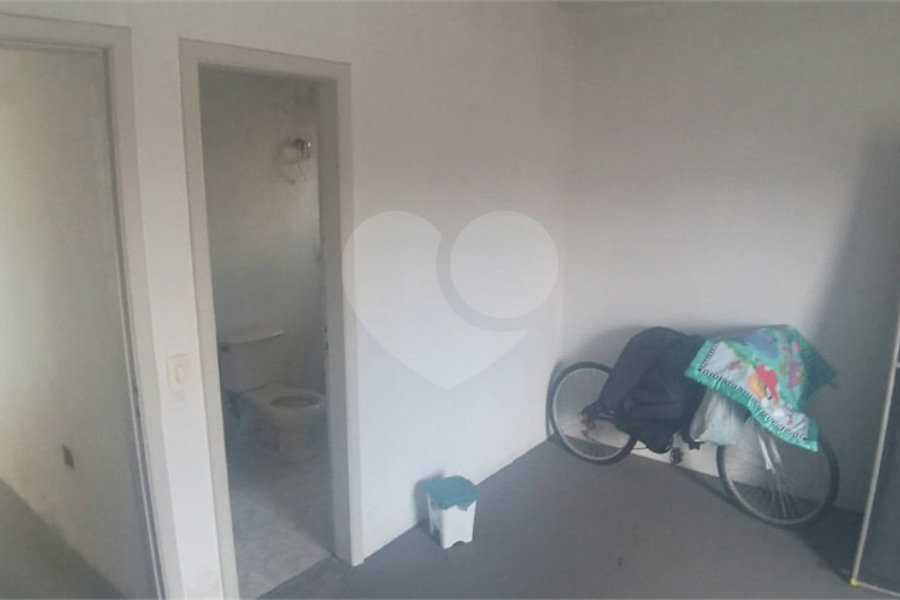 Sobrado à venda com 5 quartos, sendo 4 suítes, em Parada Inglesa, São Paulo, SP