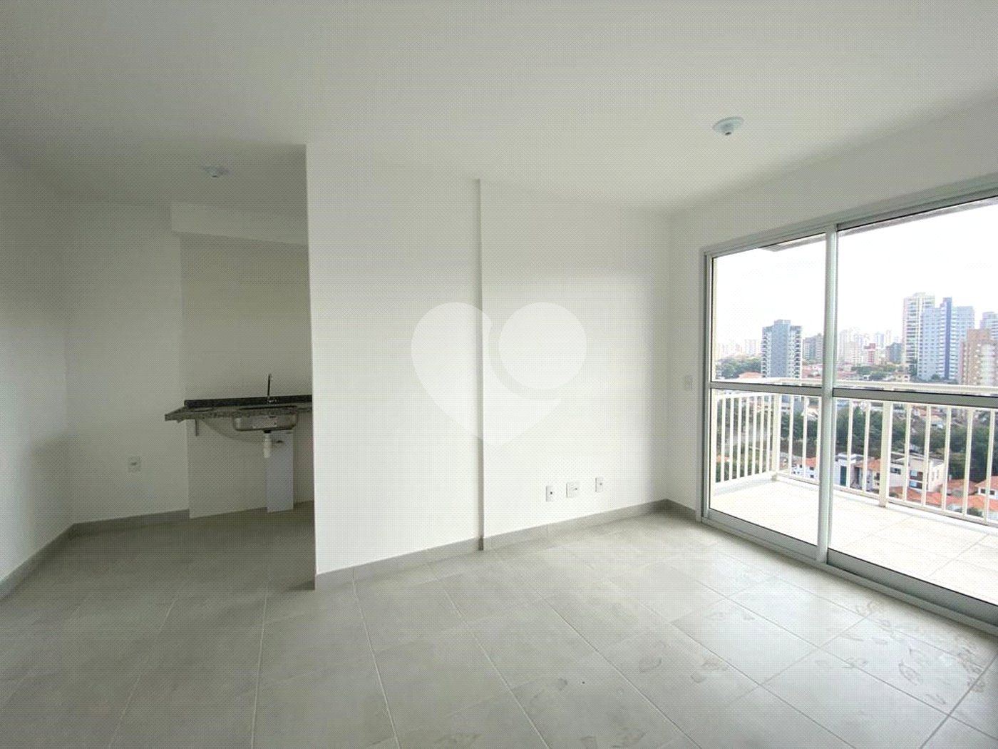 Apartamento à venda com 3 quartos, sendo 1 suíte,  em Parada Inglesa, São Paulo, SP