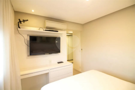 Apartamento à venda com 3 suítes em Jardim Dom Bosco, São Paulo, SP