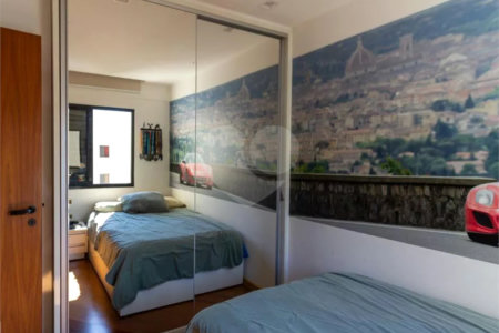 Apartamento à venda com 4 quartos, sendo 2 suítes, em Cidade São Francisco, São Paulo, SP