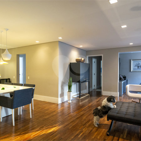 Apartamento à venda com 3 quartos, sendo 1 suíte,  em Jardim Marajoara, São Paulo, SP
