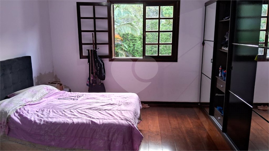 Casa à venda com 3 quartos, sendo 1 suíte,  no condomínio Alpes da Cantareira, Mairiporã - SP