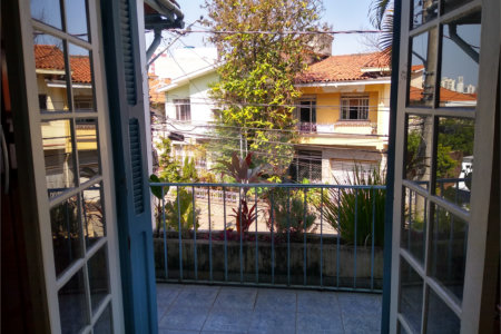 Sobrado à venda com 4 quartos, sendo 3 suítes,  em Vila Monumento, São Paulo, SP