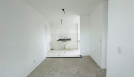 Apartamento à venda com 2 quartos, sendo 1 suíte,  em Vila Galvão, Guarulhos, SP