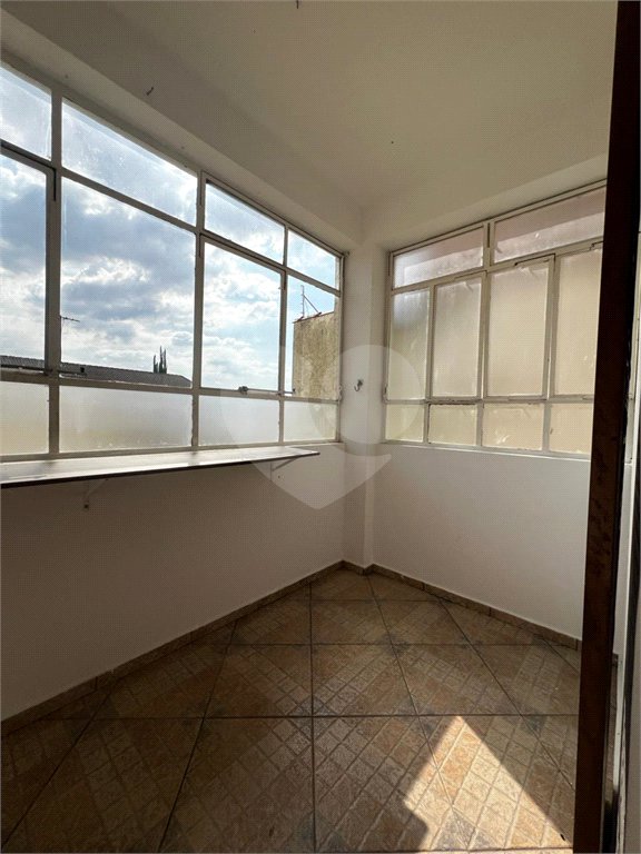 Sobrado à venda com 6 quartos, sendo 4 suítes,  em Vila Oliveira, Mogi das Cruzes, SP