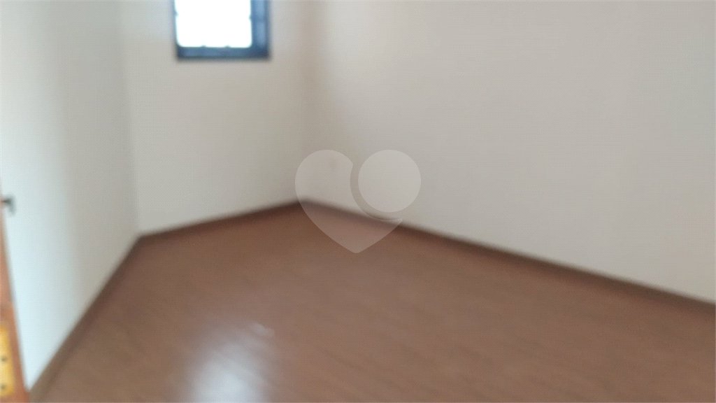 Sobrado à venda com 4 quartos, sendo 2 suítes,  em Vila Oliveira, Mogi das Cruzes, SP