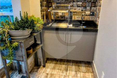Apartamento à venda com 2 quartos, sendo 1 suíte,  em Jardim Nair Maria, Salto, SP