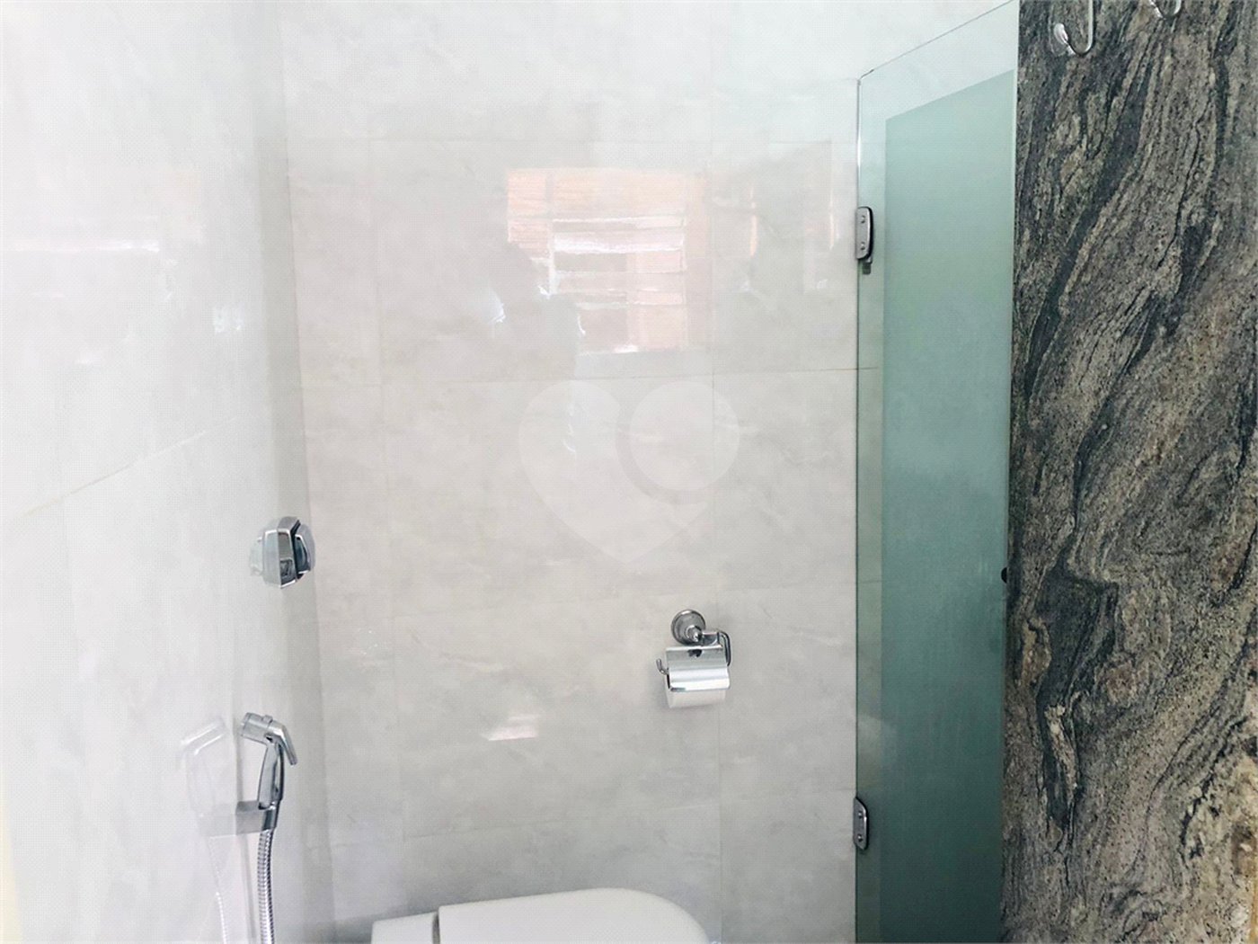 Casa Térrea à venda com 3 quartos, sendo 1 suíte,  em Vila Industrial, Mogi das Cruzes, SP