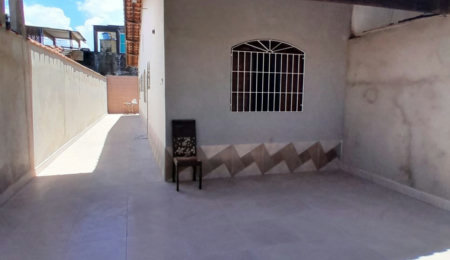 Casa à venda com 2 quartos, sendo 1 suíte,  em Jardim Marabá, Mongaguá, SP