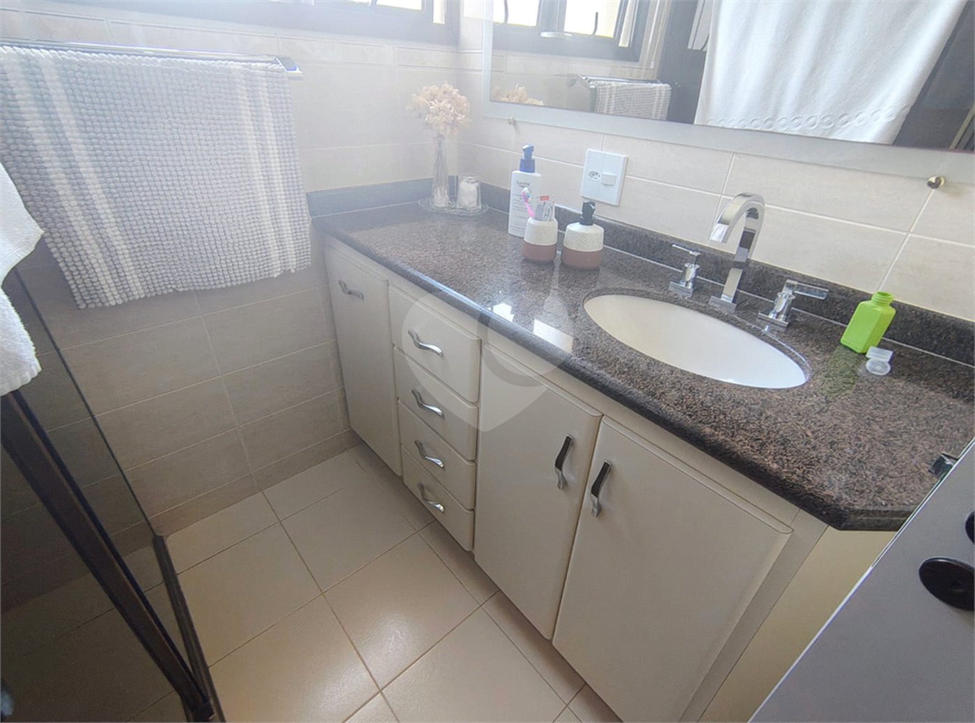 Apartamento à venda com 3 quartos, sendo 2 suítes, em Vila Rica, Jundiaí, SP