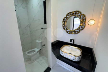 Casa à venda com 5 quartos, sendo 4 suítes, no condomínio Golden Ville, Itapetininga - SP