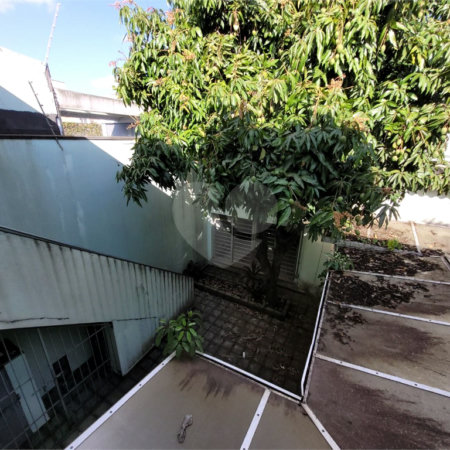 Sobrado à venda com 10 quartos em Campo Belo, São Paulo, SP