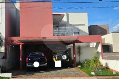Casa à venda com 4 quartos, sendo 2 suítes,  no condomínio Jd Portugal, Sorocaba - SP