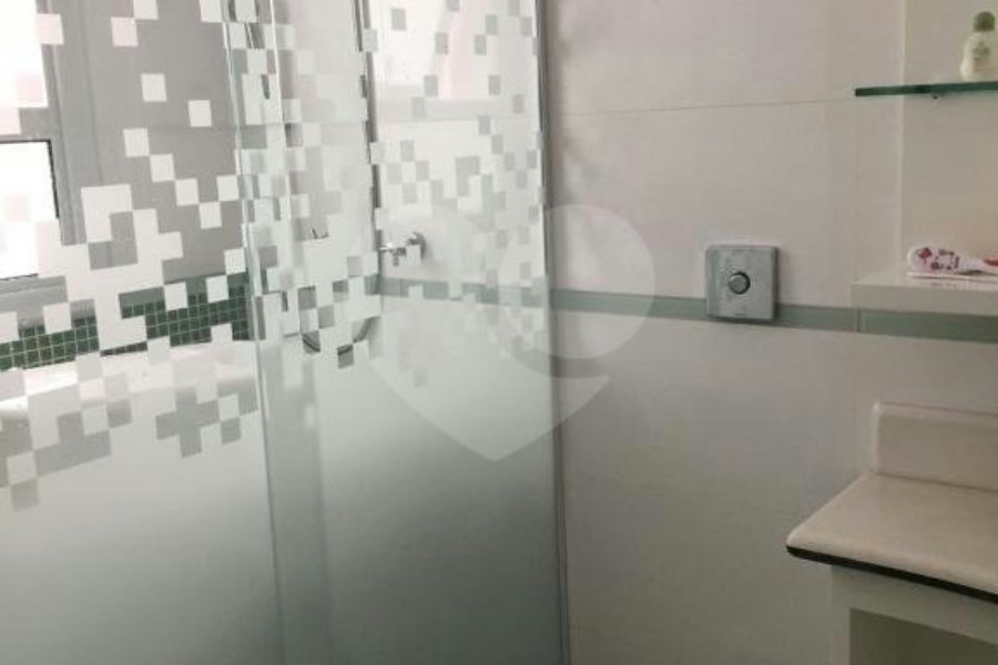 Sobrado à venda com 3 suítes em Vila Nova Cachoeirinha, São Paulo, SP