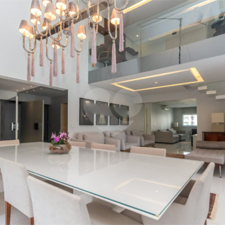 Apartamento à venda com 4 suítes em Campo Belo, São Paulo, SP