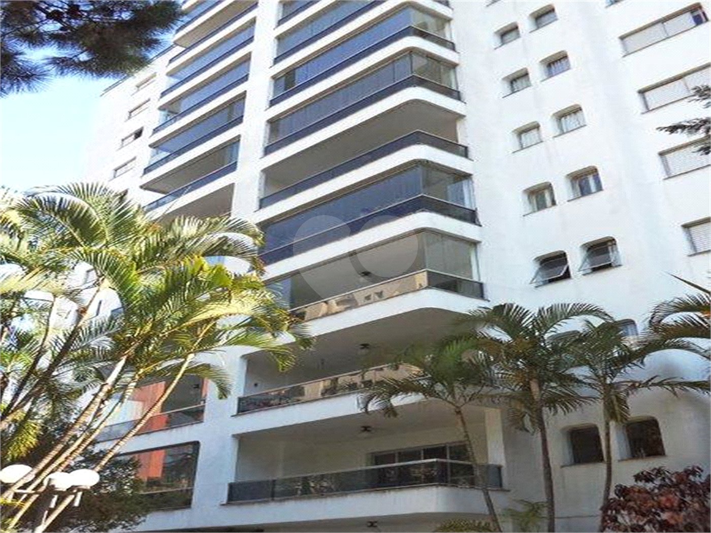 Apartamento à venda com 4 quartos, sendo 3 suítes,  em Indianópolis, São Paulo, SP