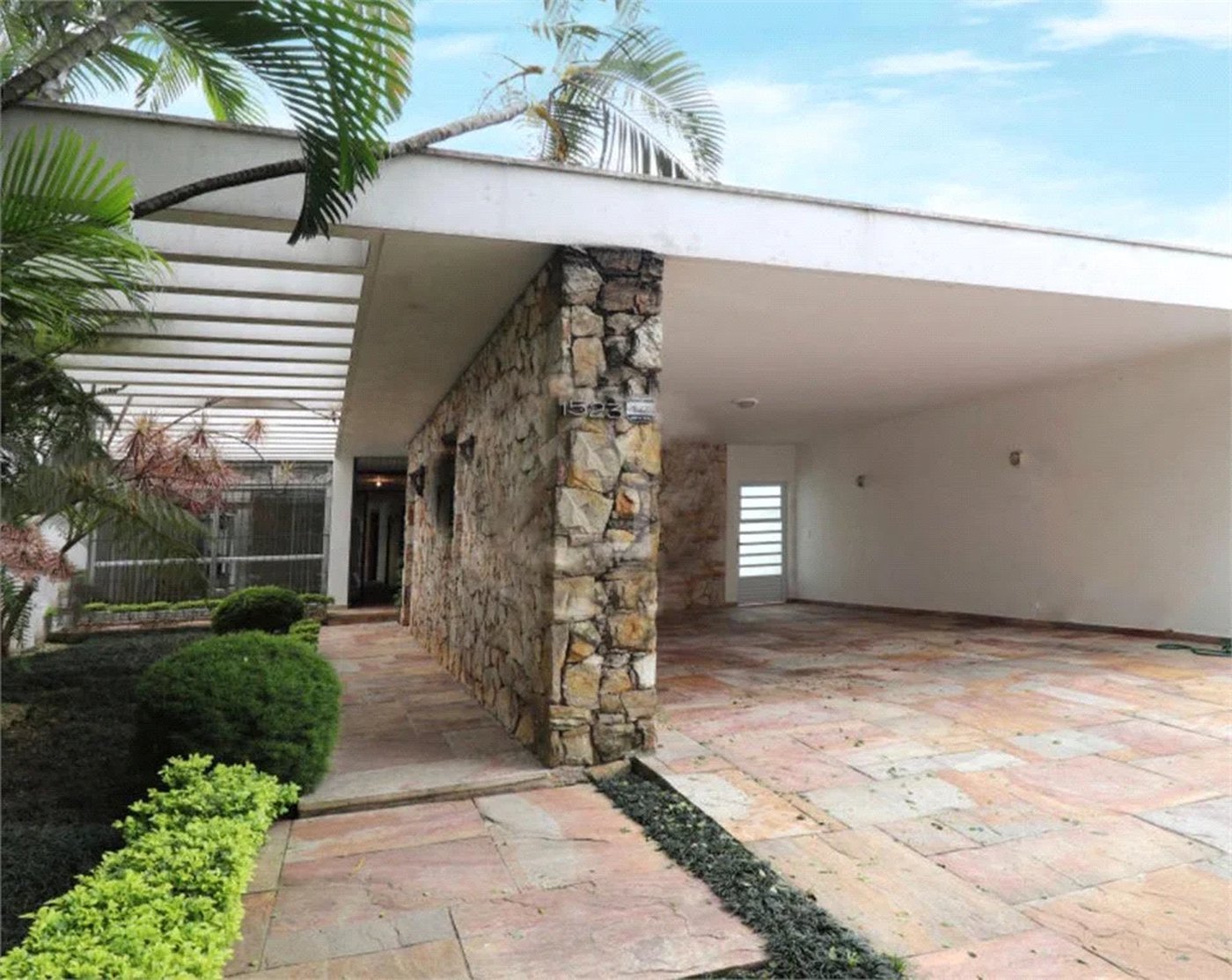 Casa Térrea à venda com 6 quartos, sendo 4 suítes,  em Brooklin Paulista, São Paulo, SP