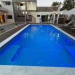 Casa à venda com 8 quartos, sendo 2 suítes, em Flórida, Praia Grande, SP