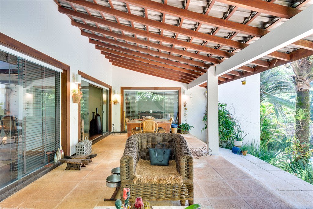 Casa à venda com 4 suítes em Alto da Boa Vista, São Paulo, SP