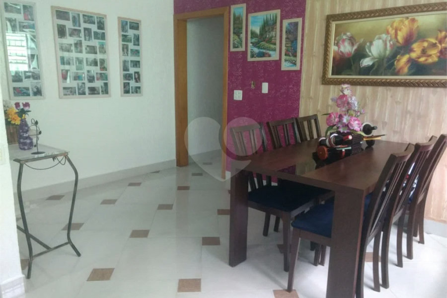 Sobrado à venda com 4 quartos, sendo 1 suíte,  em Vila Guilherme, São Paulo, SP