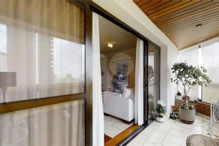 Apartamento à venda com 3 quartos, sendo 2 suítes, em Vila Suzana, São Paulo, SP