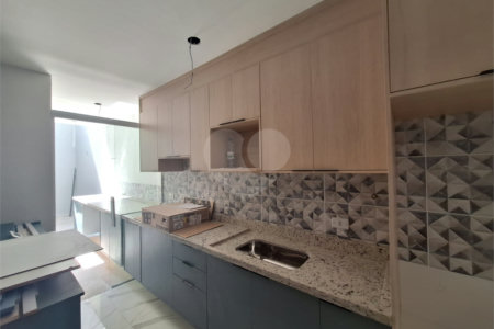 Apartamento à venda com 3 quartos em Vila Nivi, São Paulo, SP