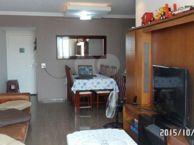 Apartamento à venda com 3 quartos, sendo 1 suíte,  em Vila Guilherme, São Paulo, SP