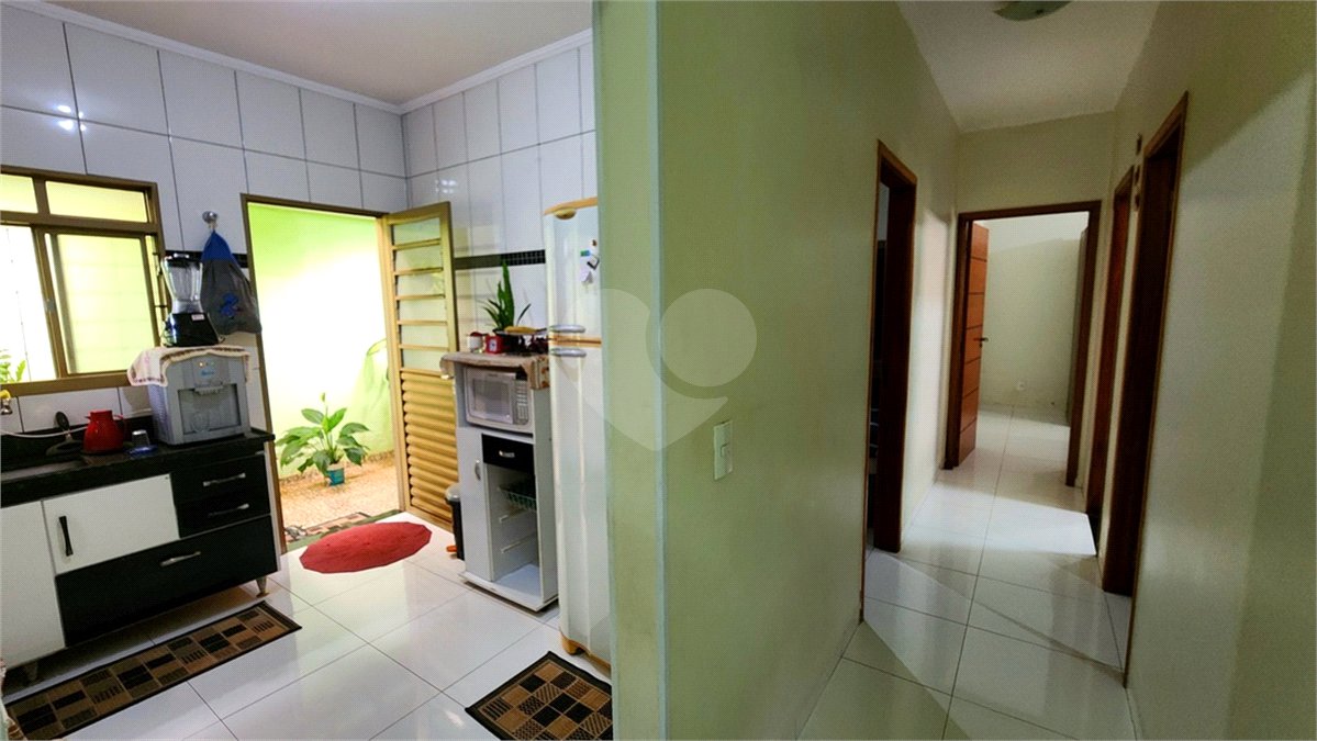 Casa à venda com 3 quartos, sendo 1 suíte, em Parque Residencial Vale do Sol, Araraquara, SP