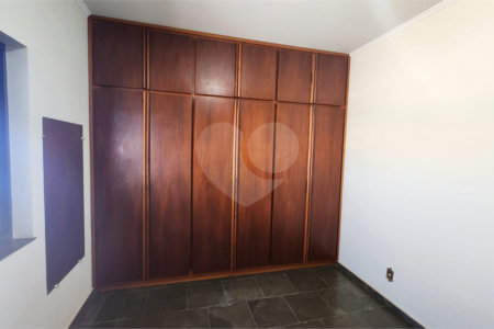 Casa à venda com 3 quartos, sendo 2 suítes, em Jardim Europa (vila Xavier), Araraquara, SP