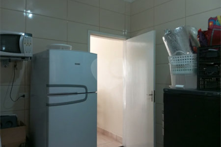 Terreno á venda com 2 casas na Vila Rosália, Guarulhos, SP.