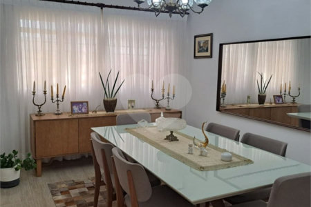 Casa Térrea à venda com 3 quartos, sendo 2 suítes,  em Vila Oliveira, Mogi das Cruzes, SP